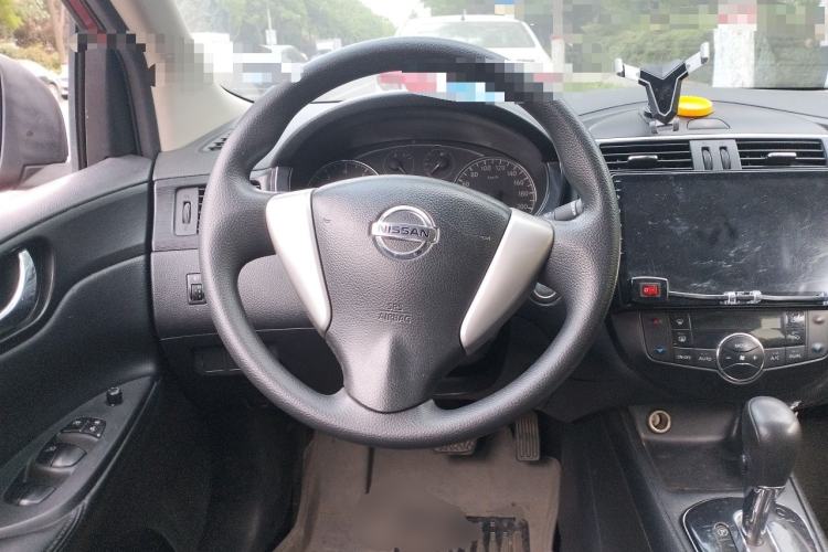 Used Nissan Tiida 2011 1.6L CVT Smart Version Steering Wheel