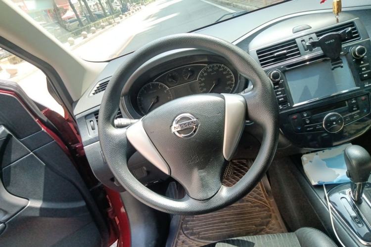 Used Nissan Tiida 2011 1.6L CVT Smart Version Steering Wheel