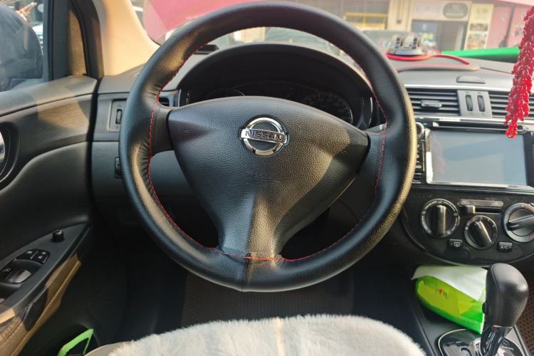 Used Nissan Tiida 2011 1.6L CVT Comfort Model Steering Wheel