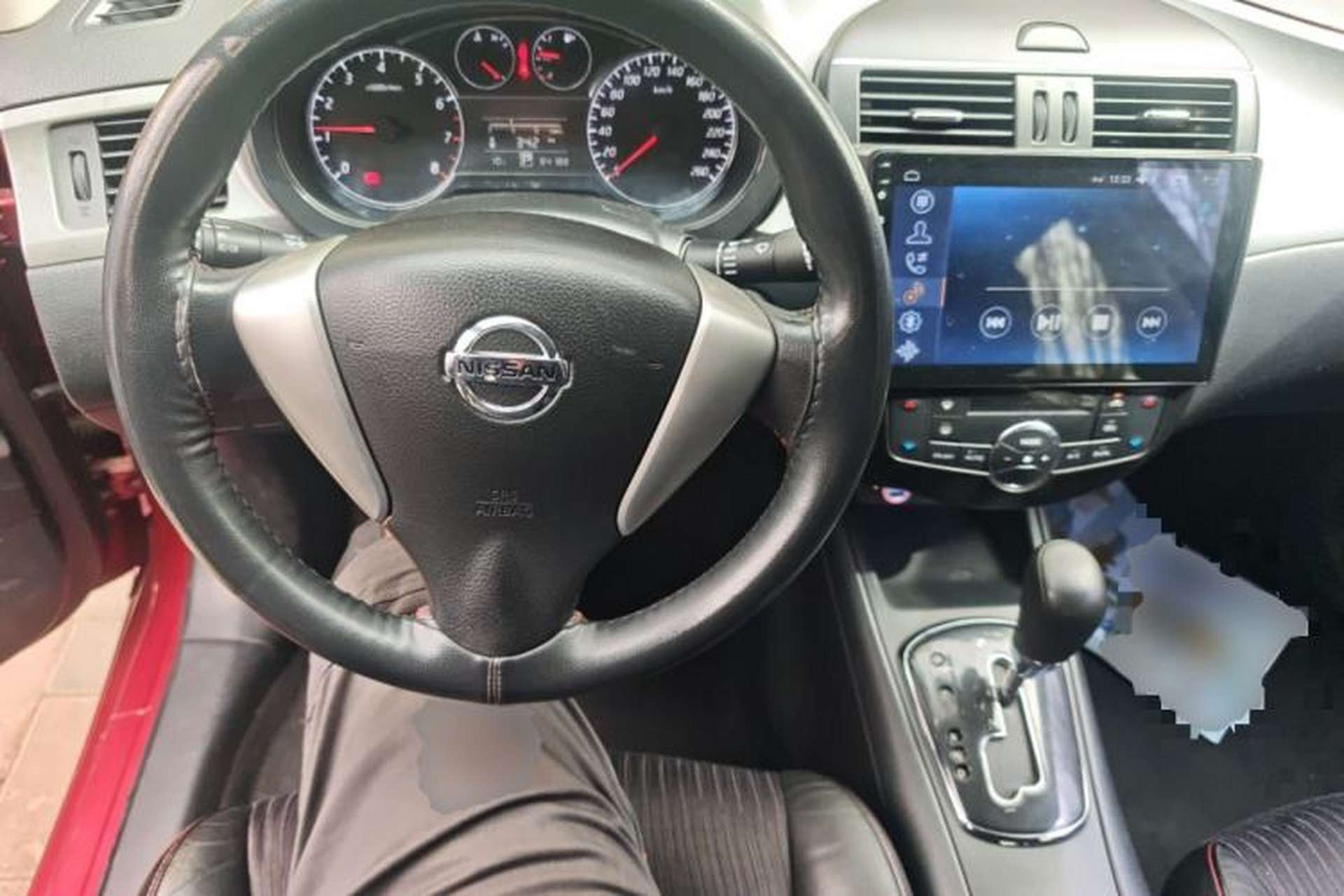 Used Nissan Tiida 2011 1.6T M-CVT Cool Edition Steering Wheel
