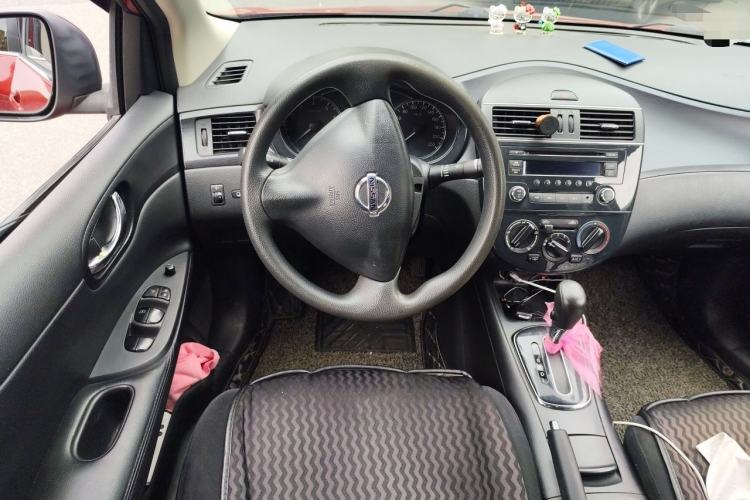 Used Nissan Tiida 2011 1.6L CVT Comfort Model Steering Wheel