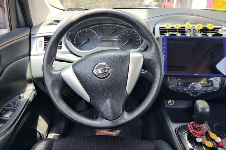 Used Nissan Tiida 2011 1.6L CVT Smart Version Steering Wheel