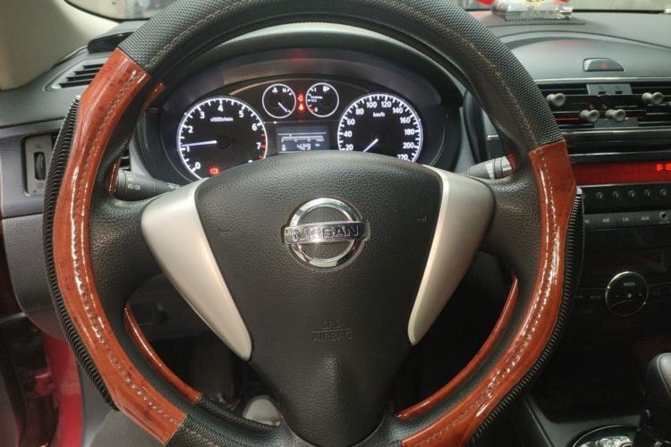 Used Nissan Tiida 2011 1.6L CVT Smart Version Steering Wheel