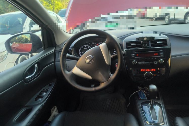 Used Nissan Tiida 2011 1.6L CVT Smart Version Steering Wheel