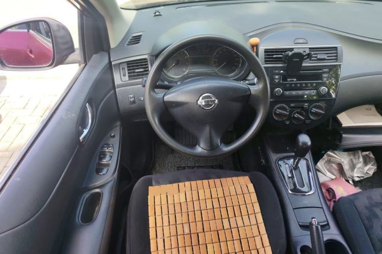 Used Nissan Tiida 2011 1.6L CVT Comfort Model Steering Wheel