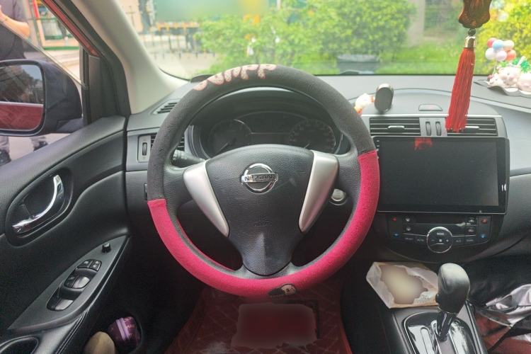 Used Nissan Tiida 2011 1.6L CVT Smart Version Steering Wheel
