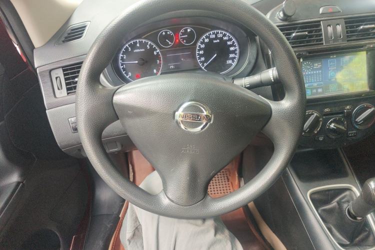 Used Nissan Tiida 2011 1.6L Manual Comfort Edition Steering Wheel