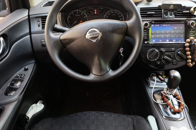 Used Nissan Tiida 2011 1.6L CVT Comfort Model Steering Wheel
