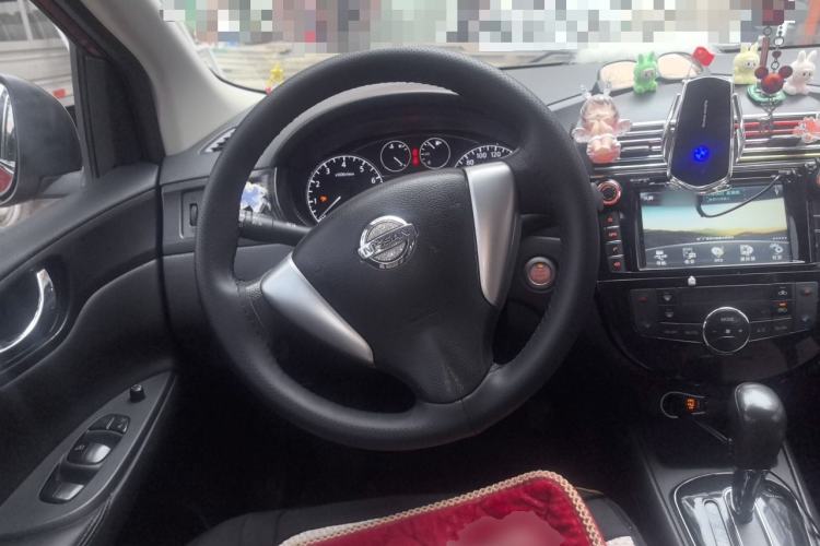 Used Nissan Tiida 2011 1.6L CVT Smart Version Steering Wheel