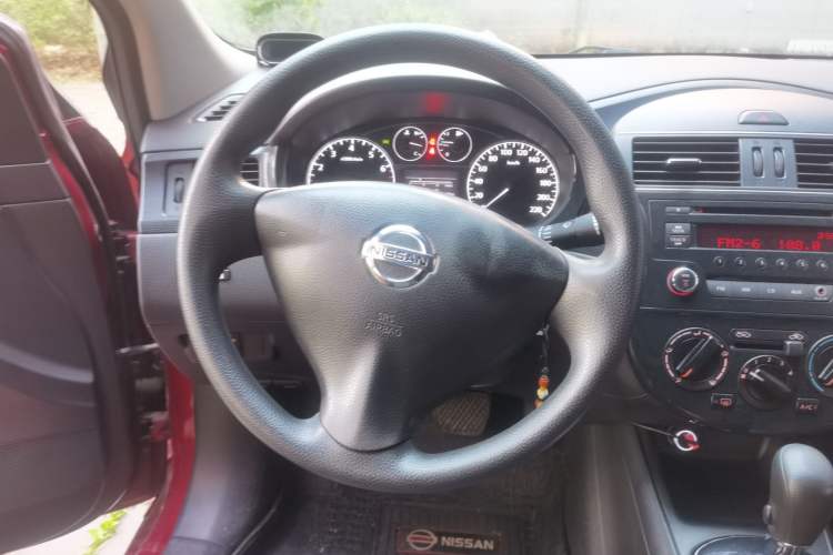 Used Nissan Tiida 2011 1.6L CVT Comfort Model Steering Wheel