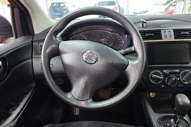 Used Nissan Tiida 2011 1.6L CVT Comfort Model Steering Wheel
