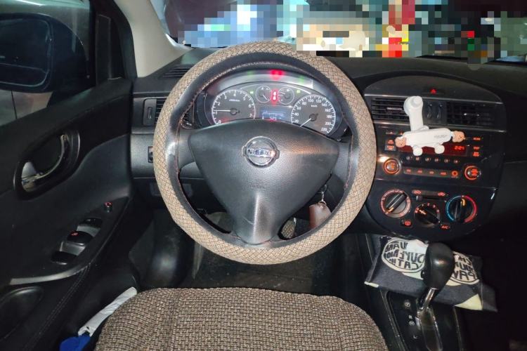 Used Nissan Tiida 2011 1.6L CVT Comfort Model Steering Wheel