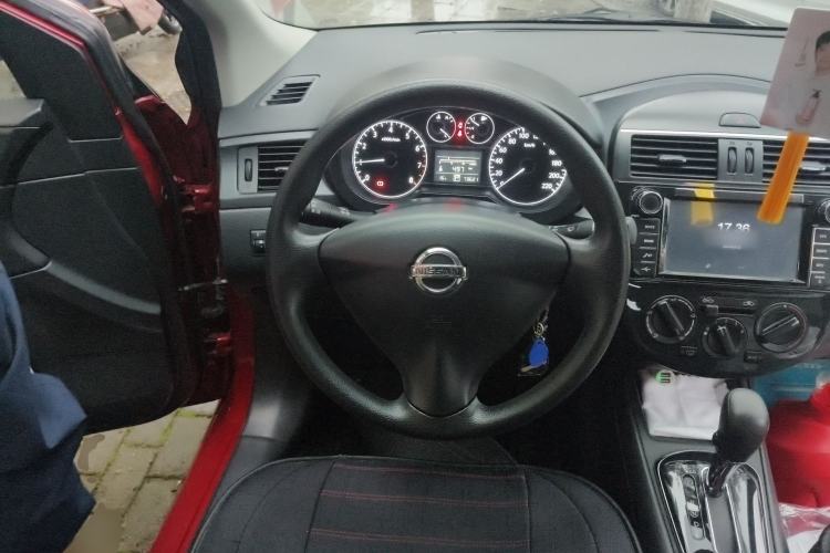 Used Nissan Tiida 2011 1.6L CVT Comfort Model Steering Wheel