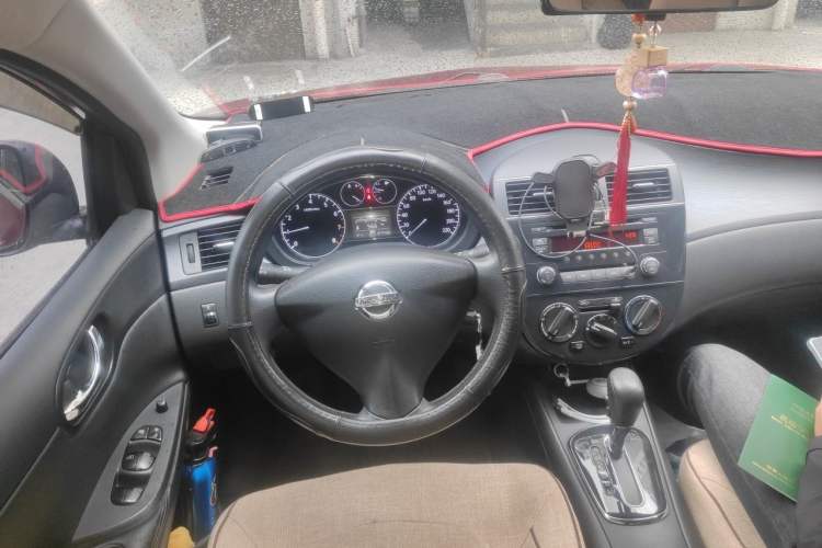 Used Nissan Tiida 2011 1.6L CVT Comfort Model Steering Wheel