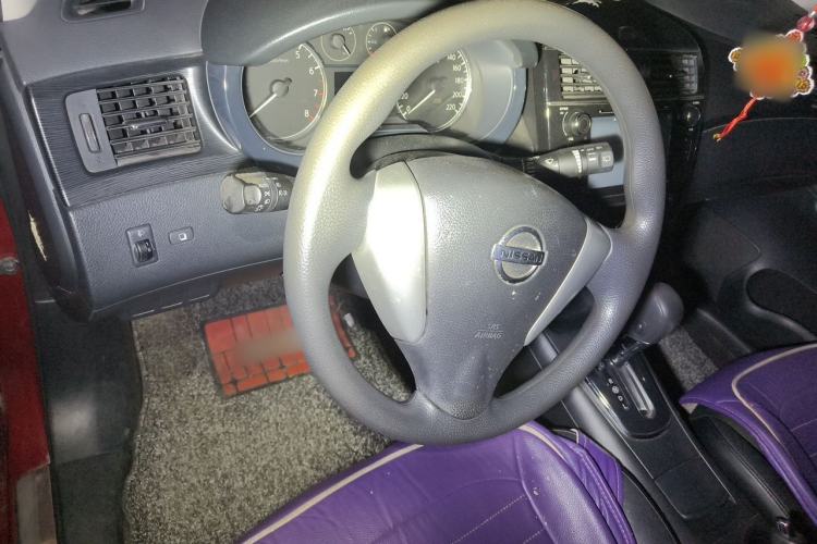 Used Nissan Tiida 2011 1.6L CVT Smart Version Steering Wheel