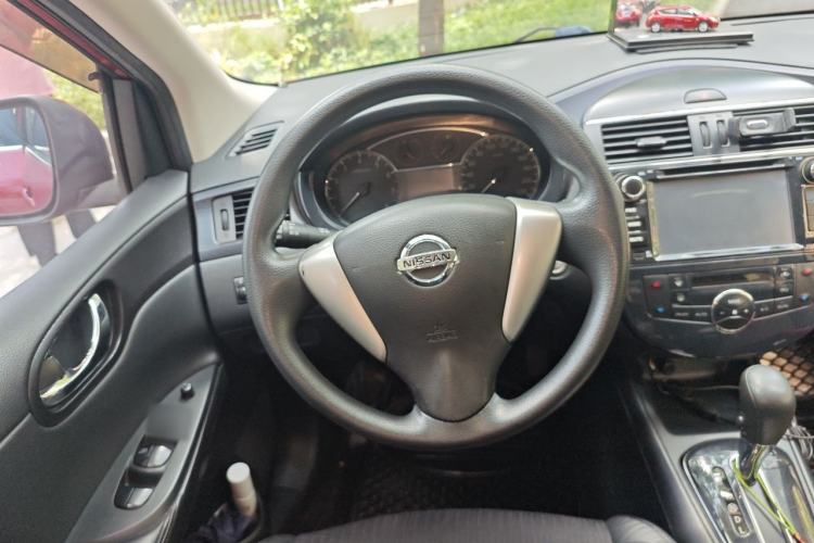 Used Nissan Tiida 2011 1.6L CVT Smart Version Steering Wheel