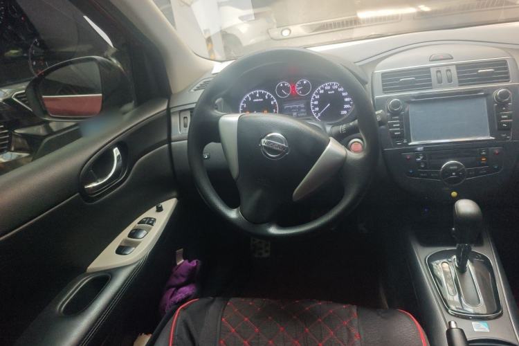 Used Nissan Tiida 2011 1.6L CVT Smart Version Steering Wheel