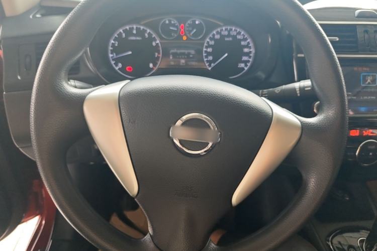 Used Nissan Tiida 2011 1.6L CVT Smart Version Steering Wheel