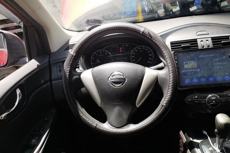 Used Nissan Tiida 2011 1.6L CVT Smart Version Steering Wheel