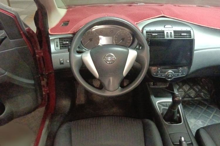 Used Nissan Tiida 2011 1.6L Manual Smart Version Steering Wheel