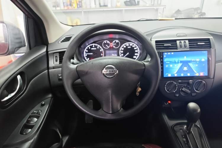 Used Nissan Tiida 2011 1.6L CVT Comfort Model Steering Wheel