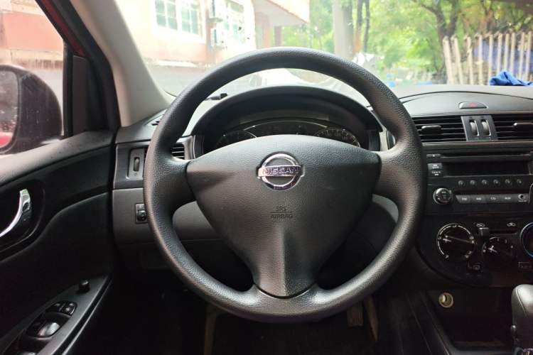 Used Nissan Tiida 2011 1.6L CVT Comfort Model Steering Wheel