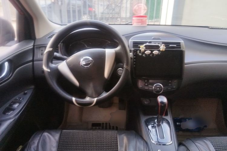 Used Nissan Tiida 2011 1.6L CVT Smart Version Steering Wheel