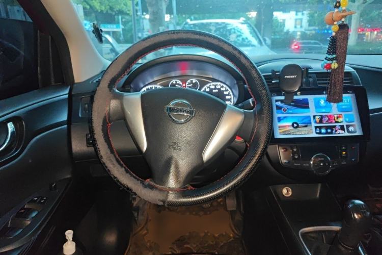 Used Nissan Tiida 2011 1.6L Manual Smart Version Steering Wheel