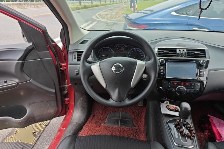 Used Nissan Tiida 2011 1.6L CVT Smart Version Steering Wheel