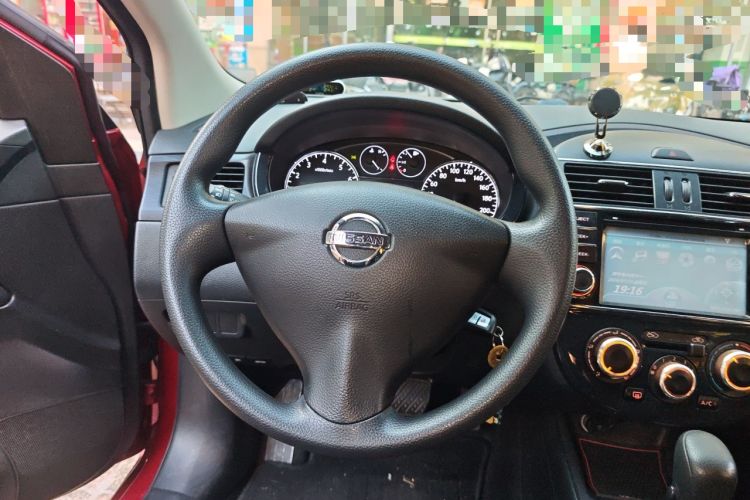 Used Nissan Tiida 2011 1.6L CVT Comfort Model Steering Wheel