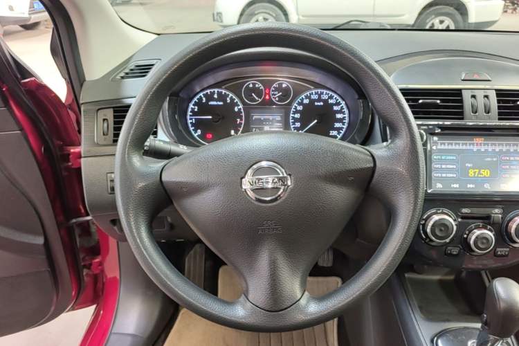 Used Nissan Tiida 2011 1.6L CVT Comfort Model Steering Wheel