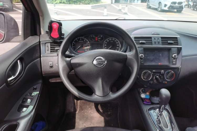 Used Nissan Tiida 2011 1.6L CVT Comfort Model Steering Wheel