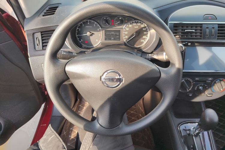 Used Nissan Tiida 2011 1.6L CVT Comfort Model Steering Wheel
