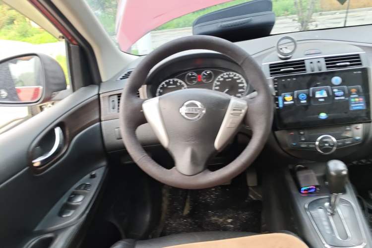 Used Nissan Tiida 2011 1.6L CVT Luxury Edition Steering Wheel