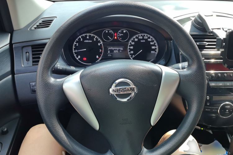 Used Nissan Tiida 2011 1.6L CVT Smart Version Steering Wheel
