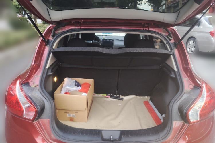 Used Nissan Tiida 2011 1.6L CVT Comfort Model Trunk