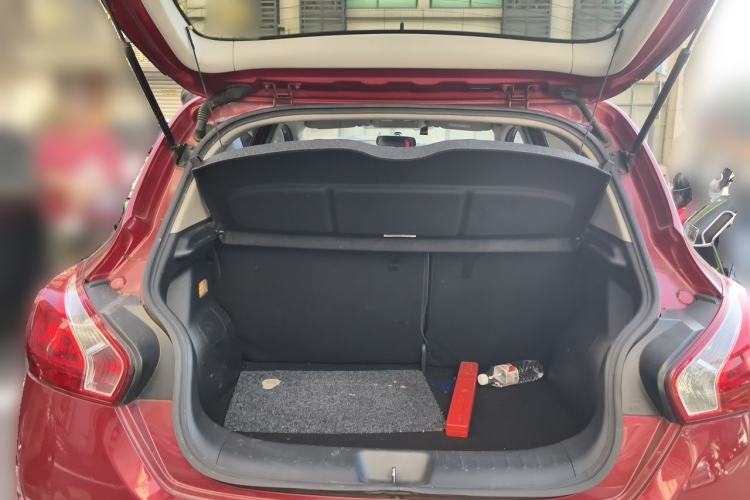 Used Nissan Tiida 2011 1.6L CVT Comfort Model Trunk