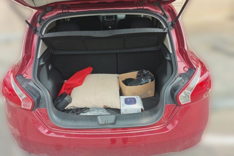 Used Nissan Tiida 2011 1.6L CVT Comfort Model Trunk
