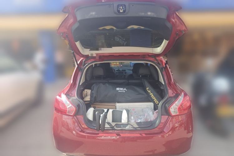 Used Nissan Tiida 2011 1.6L CVT Comfort Model Trunk