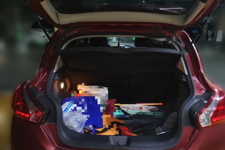 Used Nissan Tiida 2011 1.6L CVT Smart Version Trunk
