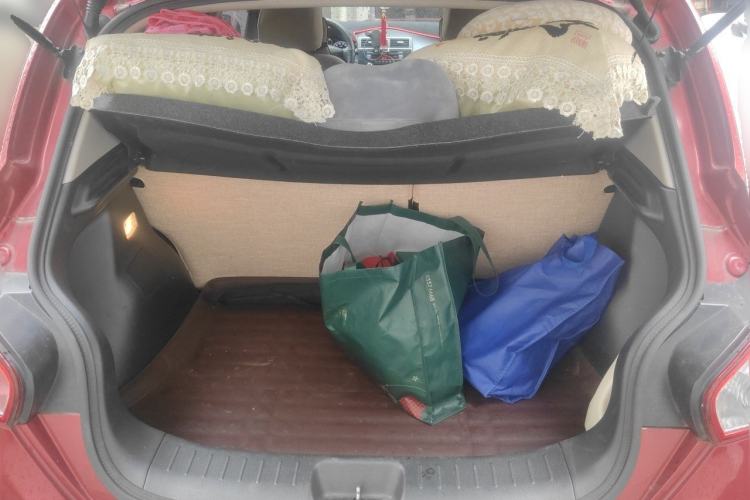 Used Nissan Tiida 2011 1.6L CVT Comfort Model Trunk