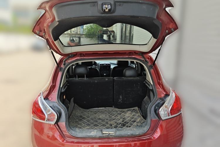 Used Nissan Tiida 2011 1.6L CVT Comfort Model Trunk