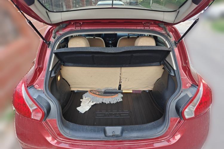 Used Nissan Tiida 2011 1.6L CVT Comfort Model Trunk