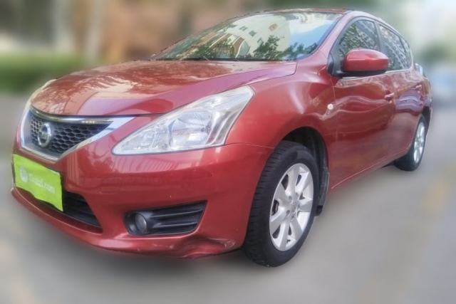 Ojetý Nissan Tiida 2011 1.6L CVT Smart Version