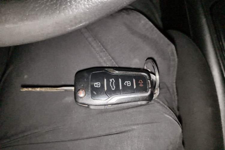 Used Nissan Tiida 2011 1.6L CVT Comfort Model Vehicle Key