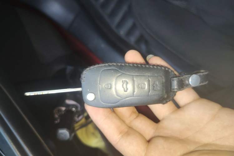 Used Nissan Tiida 2011 1.6L CVT Comfort Model Vehicle Key