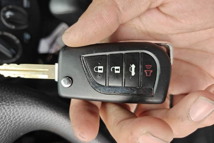 Used Nissan Tiida 2011 1.6L CVT Comfort Model Vehicle Key