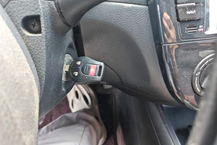 Used Nissan Tiida 2011 1.6L CVT Comfort Model Vehicle Key