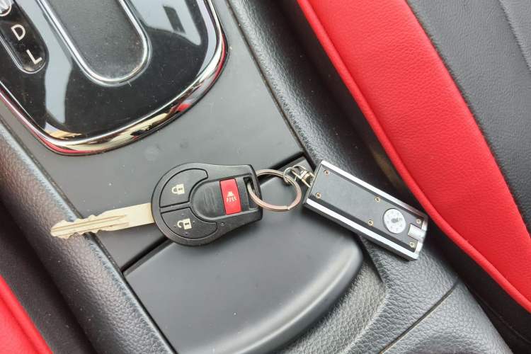 Used Nissan Tiida 2011 1.6L CVT Comfort Model Vehicle Key