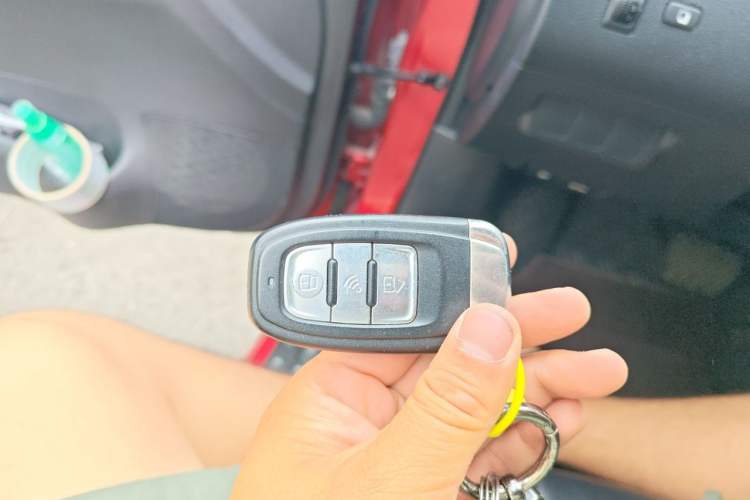 Used Nissan Tiida 2011 1.6L CVT Comfort Model Vehicle Key